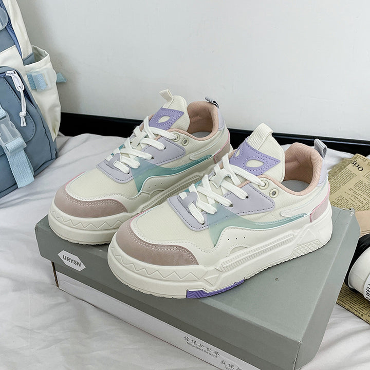 Dame mode sneakers med dynamisk profil og polstret indersål Stilla