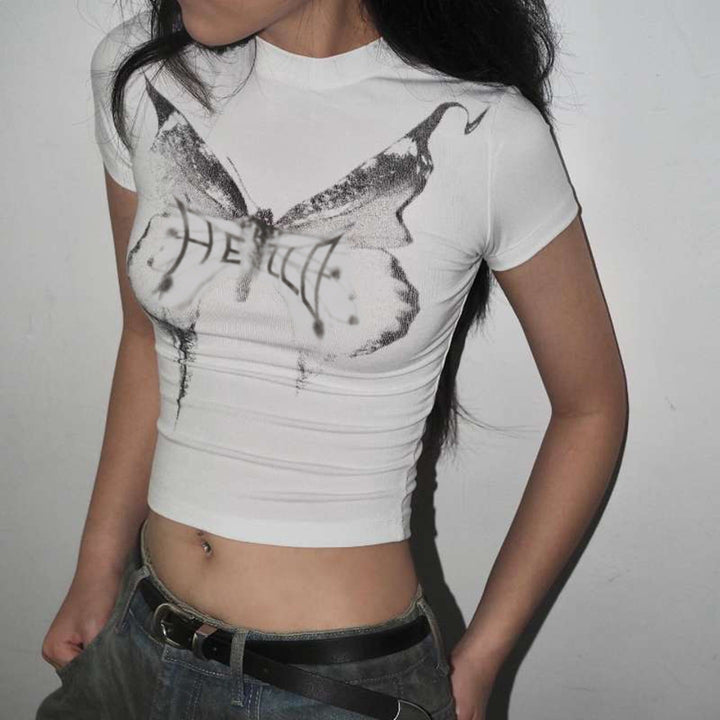 Dame kortærmet T-shirt med elegant sommerfugledesign og høj krave Skovae