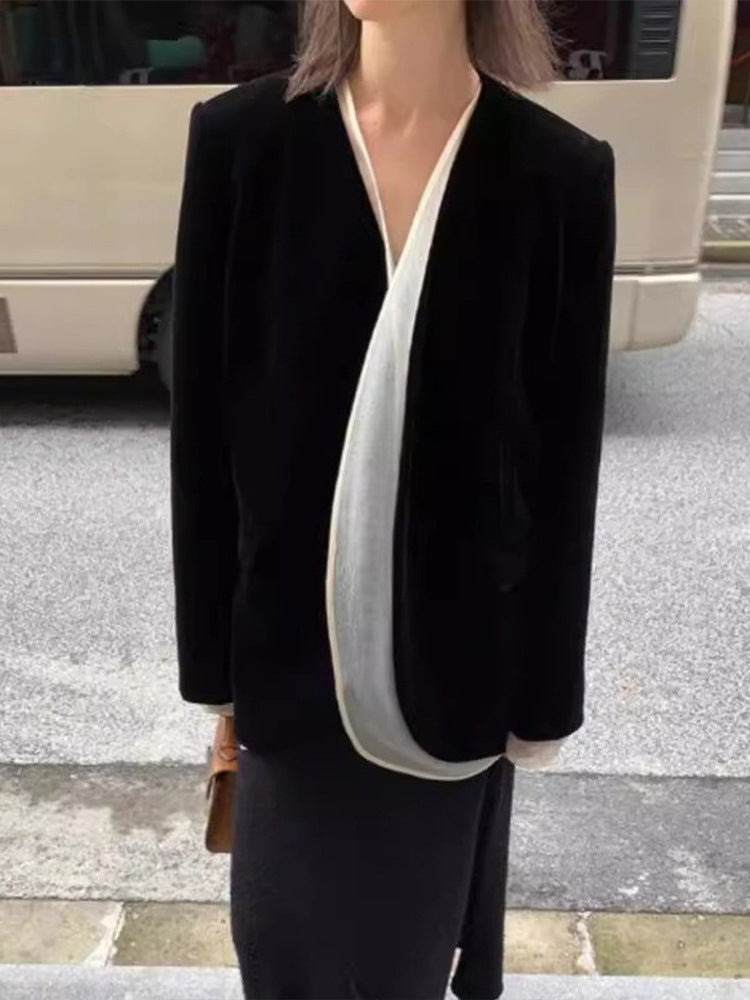 Dame Elegant skåret uldblazer med unikt omslag design Stilla