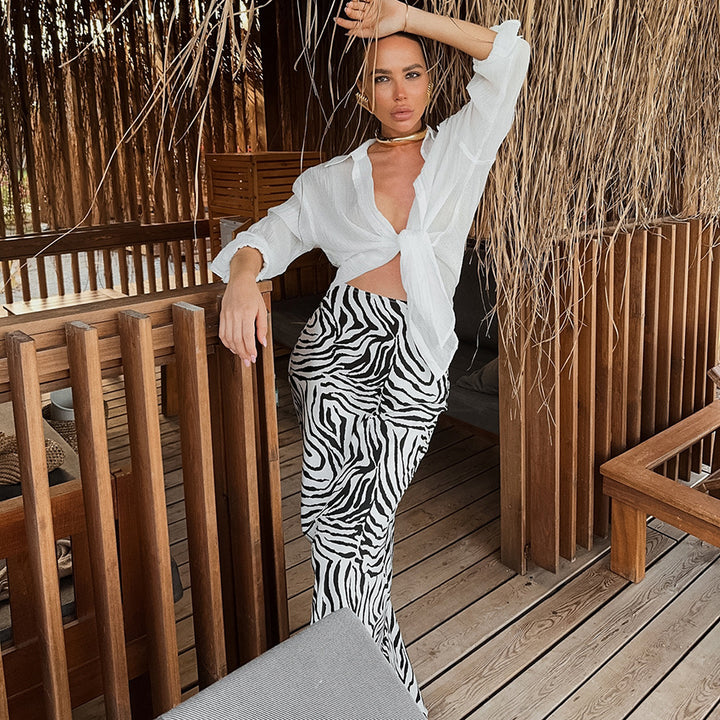 Dame Maxiskørt i trendy zebraprint med flydende stof og højt skåret talje Stilla