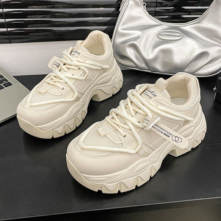 Dame Sporty Chunky Sneakers med stødabsorberende sål og innovativ mesh-konstruktion Stilla