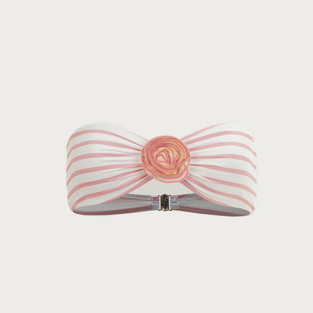 Dame bikini sæt med elegante blomsterapplikationer og høj skæring Stilla