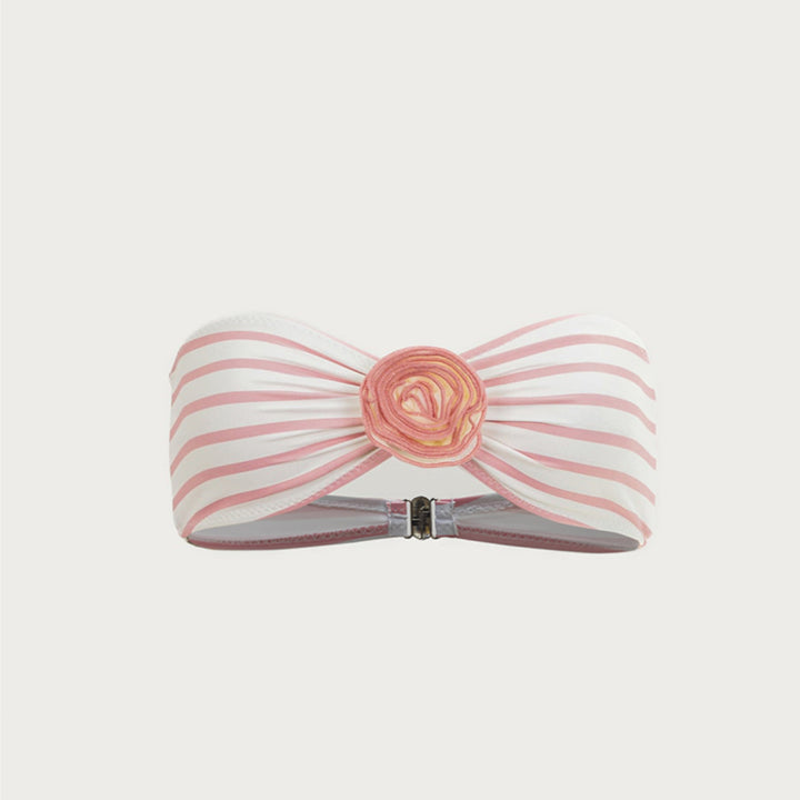 Dame bikini sæt med elegante blomsterapplikationer og høj skæring Stilla