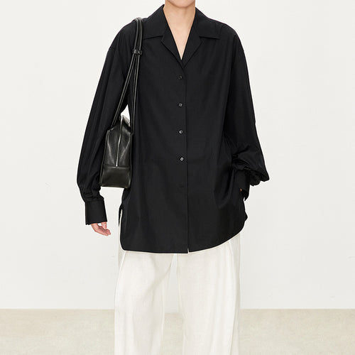 Dame Oversized Skjorte med elegante Puffærmer og moderne Ståkrave Stilla