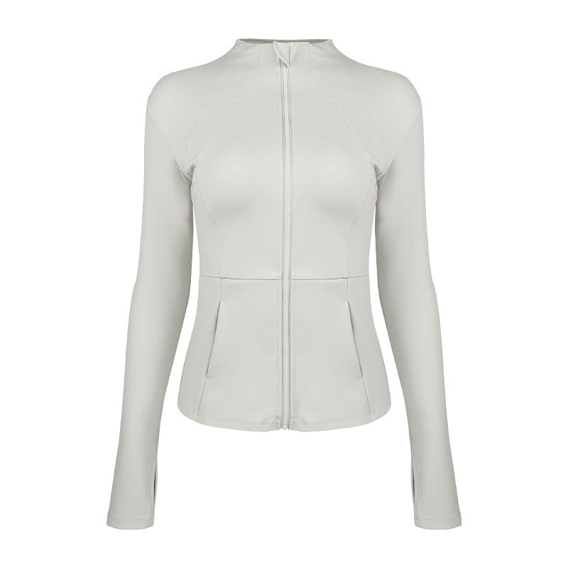 Dame sporty funktionel jakke med elegant snit og praktiske lynlåslommer Stilla