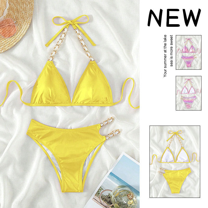 Dame triangel-bikini med glamourøse kædeaccentuer Skovae