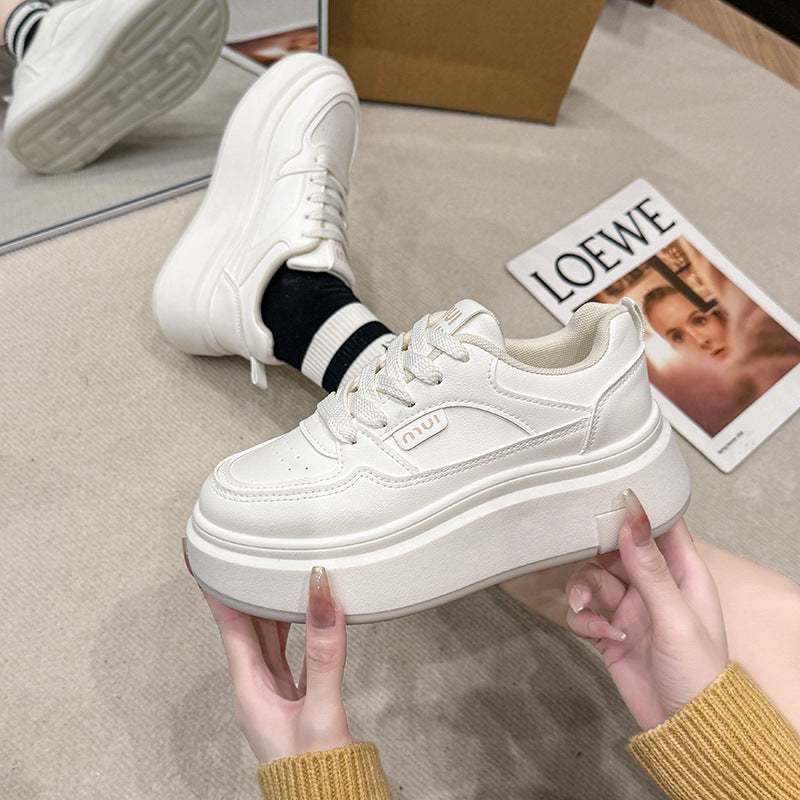 Dame Chunky Plateau-Sneakers med robust overdel og skridsikker sål Stilla