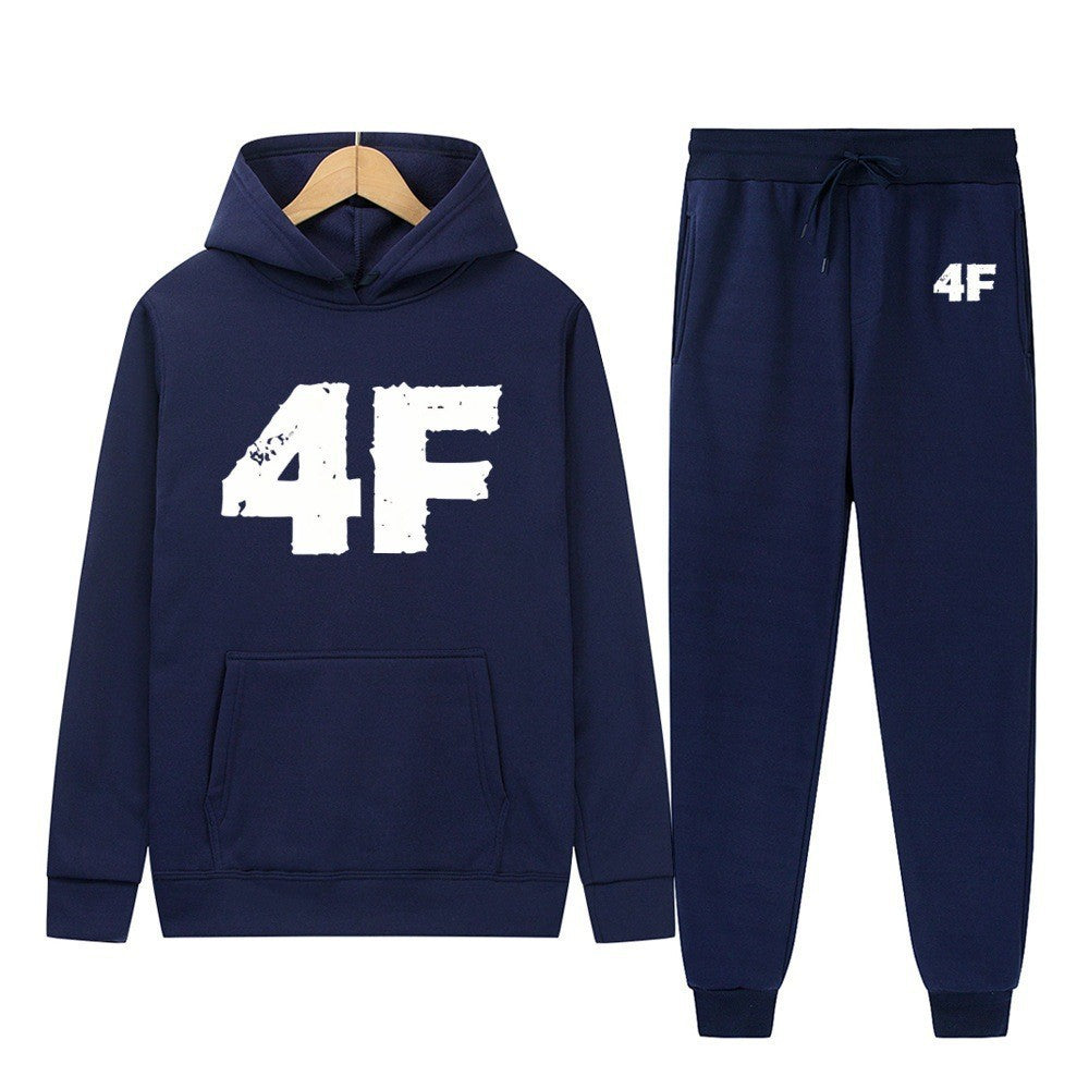 Kvinders hoodie og joggers sæt med sporty komfort Skovae