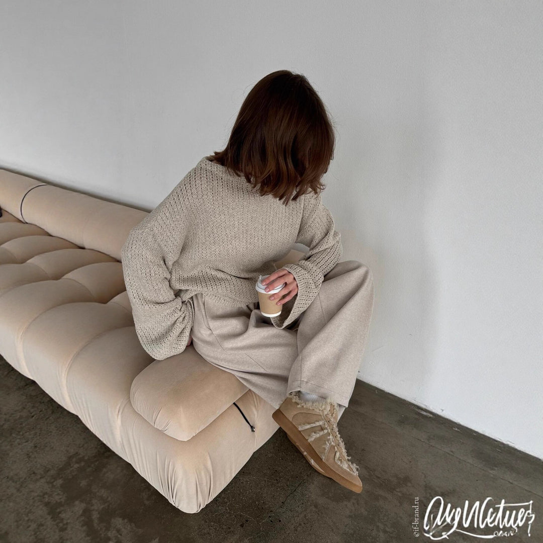 Kvinders chunky strikket sweater med en løs pasform og høje ærmer Stilla