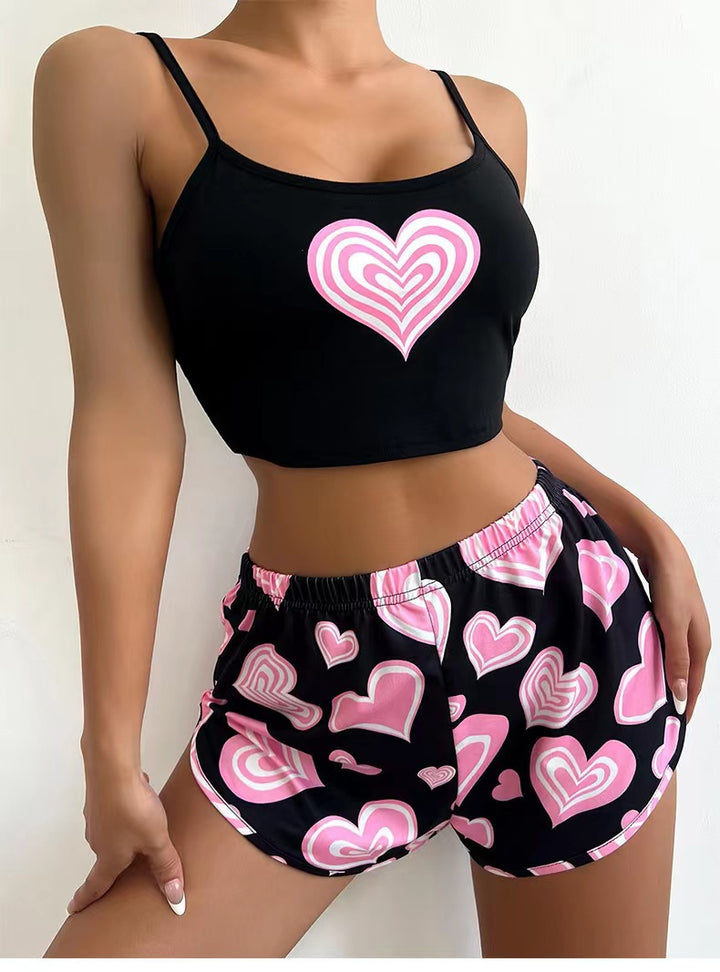 Dame fritids-crop-top og shorts sæt med kærligt hjerte-motiv Stilla