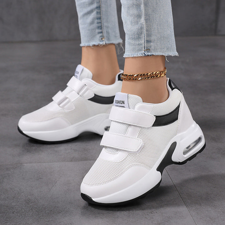 Dame nan sporty plateau sneakers med velcro og synlig luftpolstersål lavet af åndbart mesh Skovae