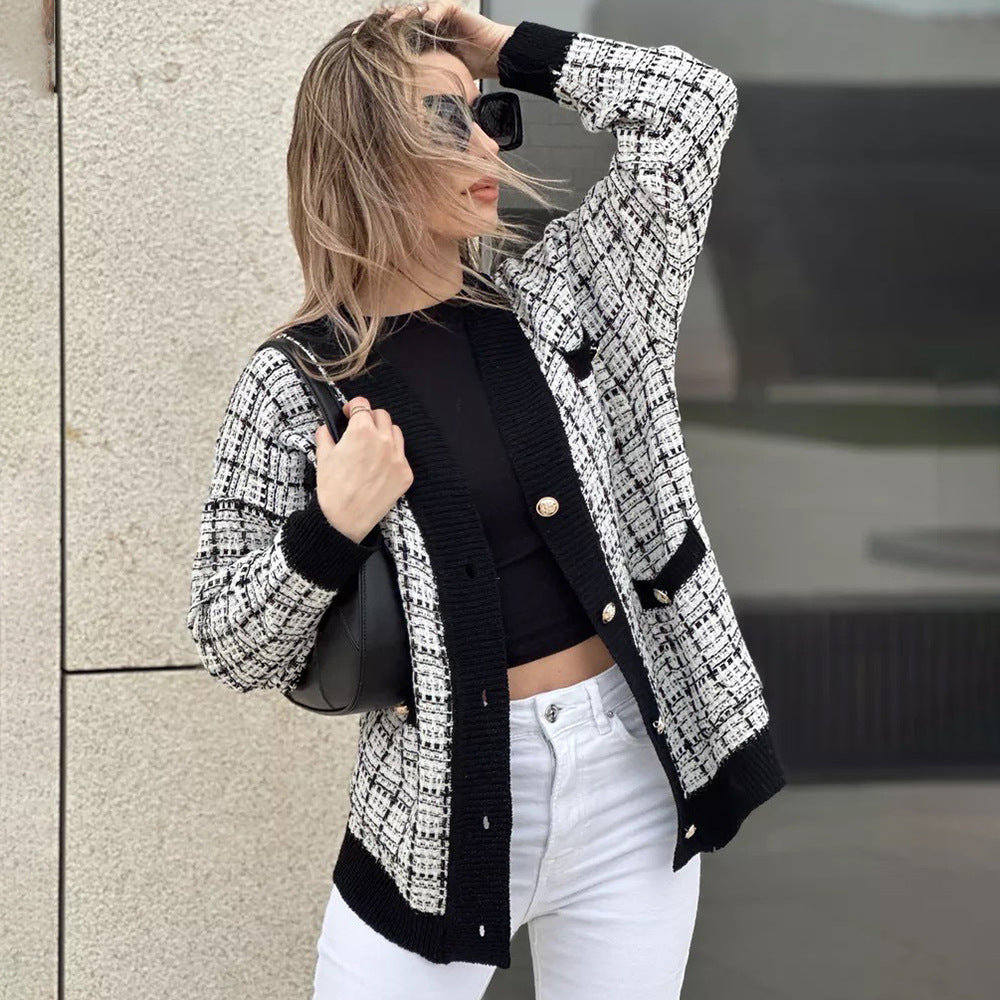 Kvinders bouclé cardigan med elegante knapdetaljer Stilla