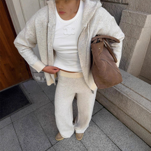 Kvinders hyggelige strikket jumpsuit i en afslappet pasform med lynlås Stilla
