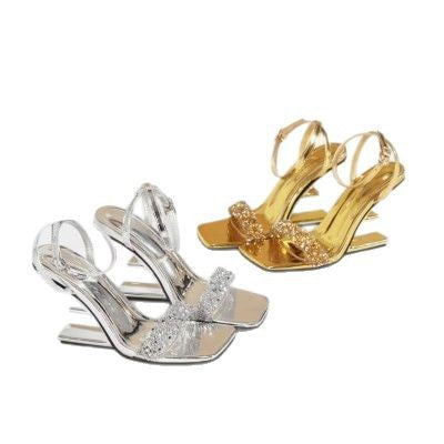 Dame High Heel Sandaler med glamorøst remdesign og glitrende strassdetaljer Stilla