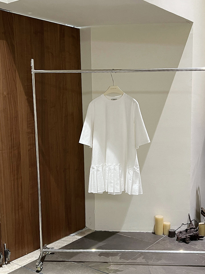 Dame afslappet T-shirt med flæse-søm og elegant snit Stilla