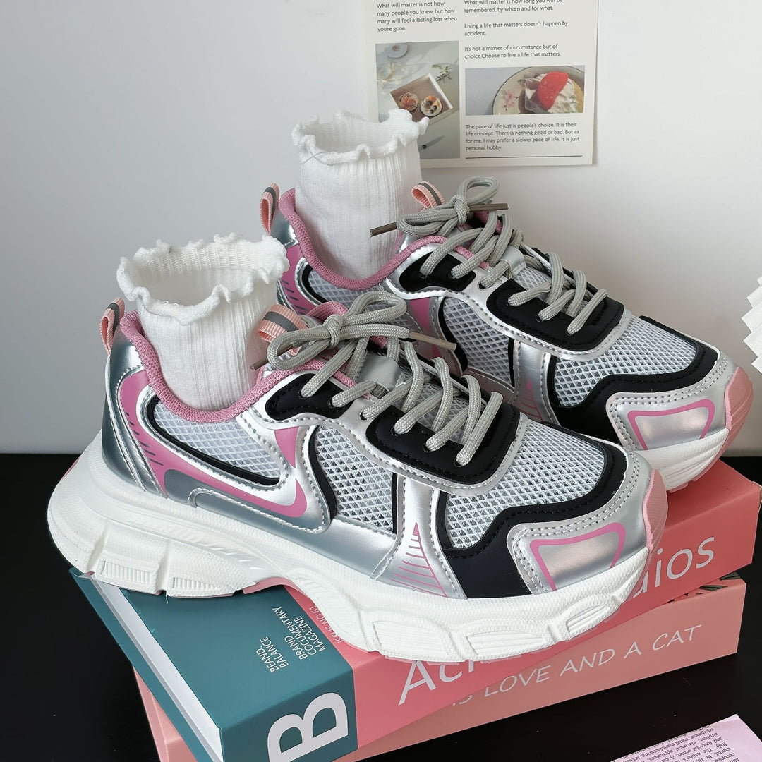 Dame Sporty Chunky Sneakers med åndbart mesh-overflade og elegant rynkedesign Stilla