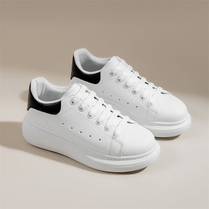 Dame Sporty Sneakers med åndbar mesh-overflade og moderne dæmpningsteknologi Stilla