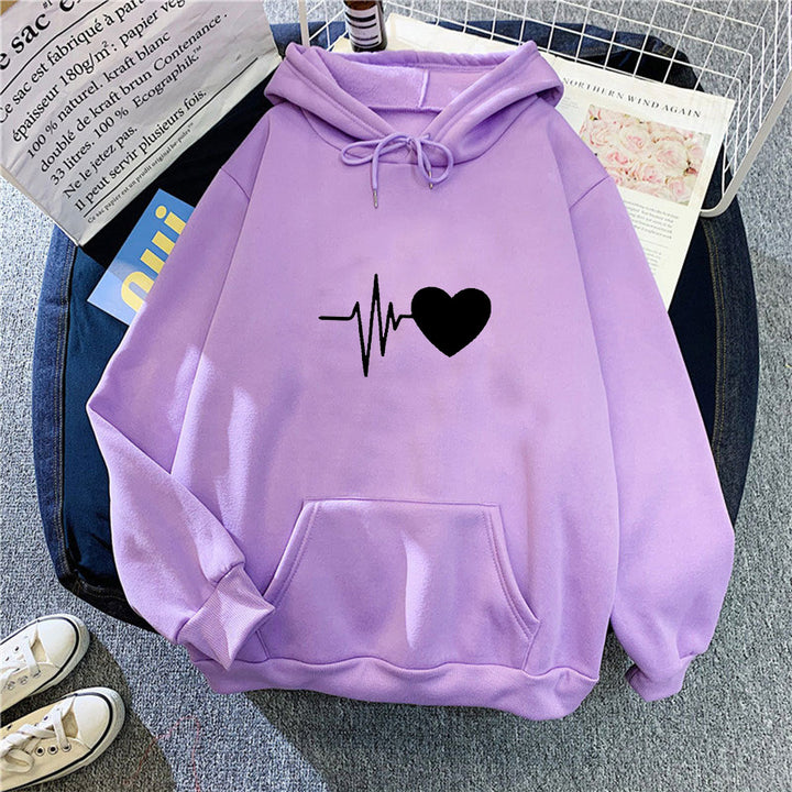 Dame hoodie med hjertevarmende design og hyggelig pasform Skovae