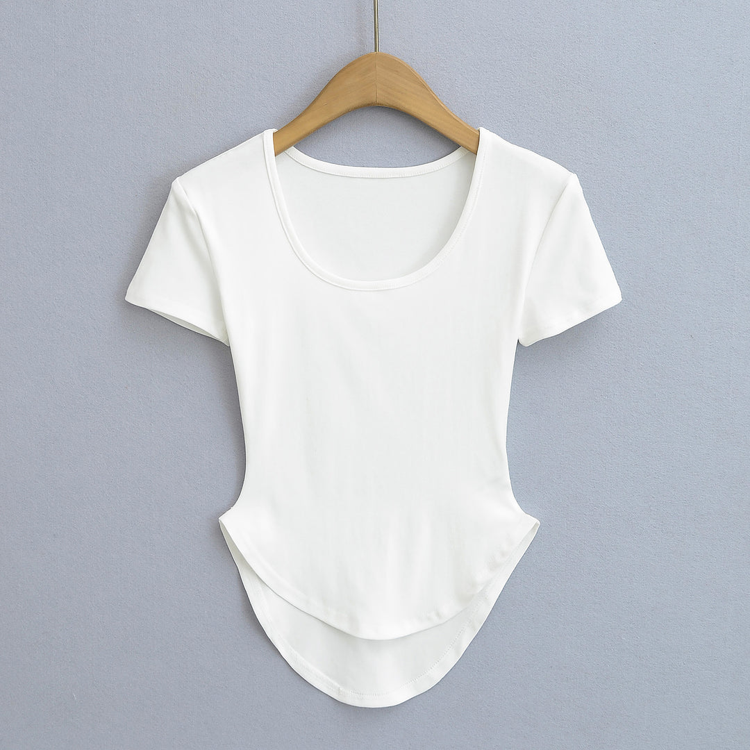 Dame Rund Hals T-Shirt med asymmetrisk kant og elastisk pasform Stilla