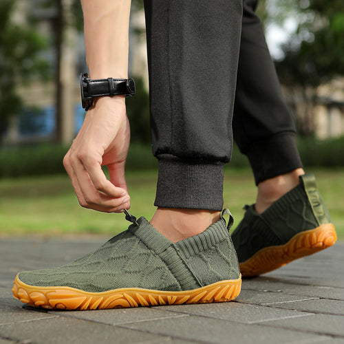 Unisex nan Hybrid-Slipper til indendørs og udendørs med elastisk strikskaft, trækstopper og profileret gummisål Skovae