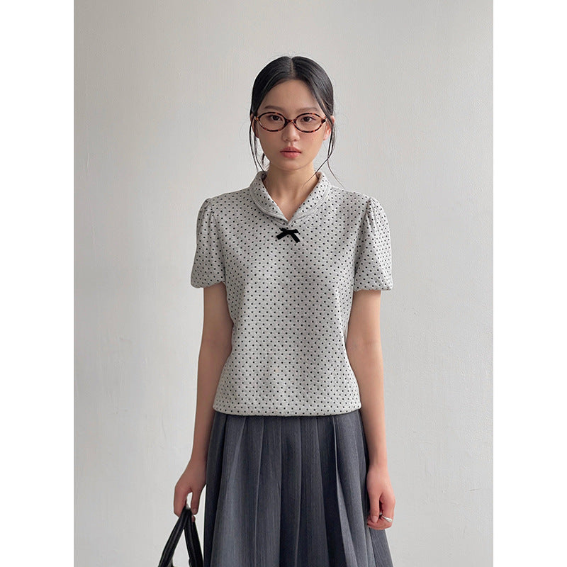 Damebluse med puffærmer og polka-dot mønster Stilla