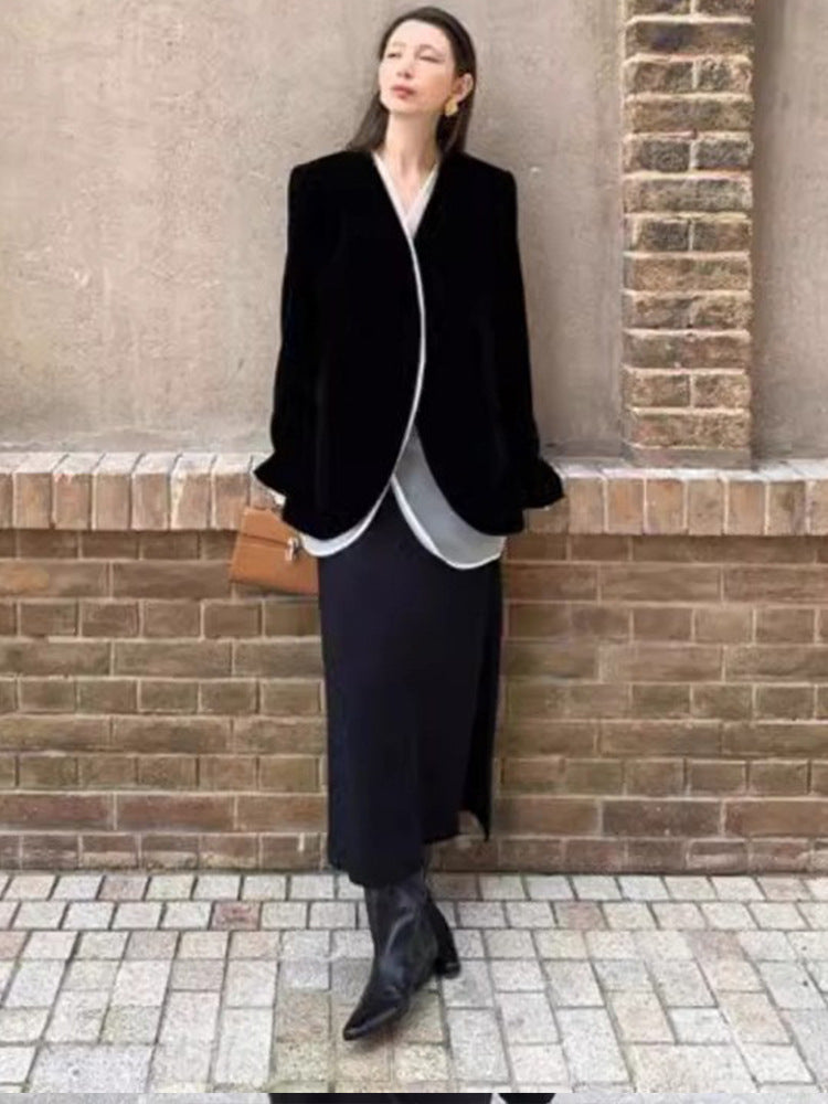 Dame Elegant skåret uldblazer med unikt omslag design Stilla