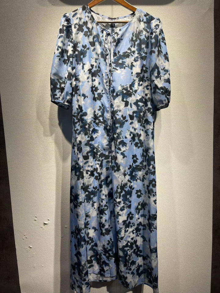 Dame maxikjole med floral akvarel-design og elegante pufærmer Stilla