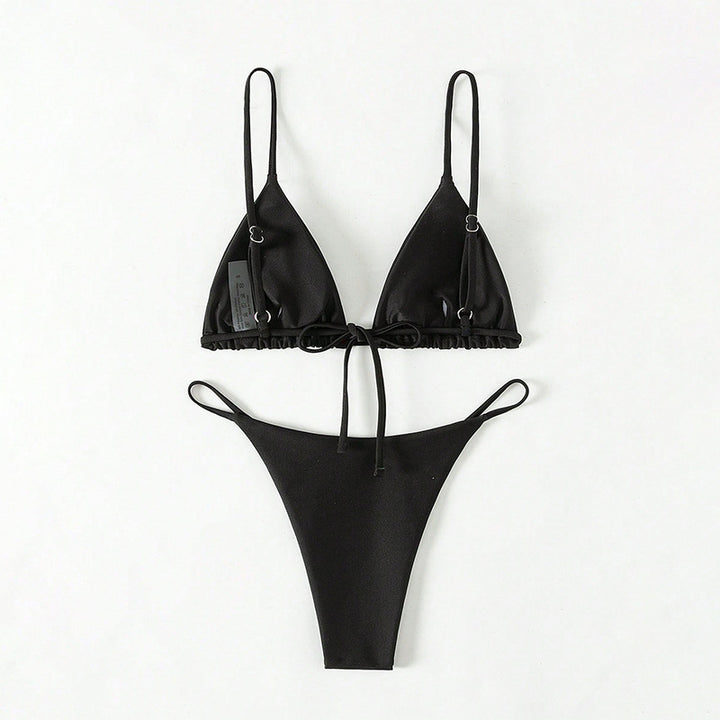 Dame trendy bikini med trekantet top og minimalistisk underdel Skovae