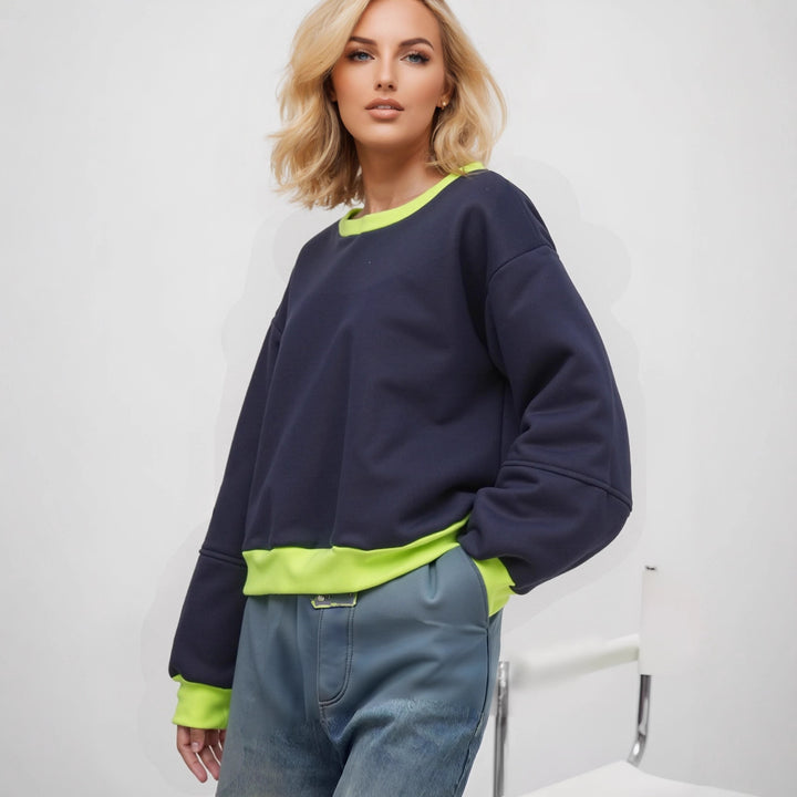 Kvinders afslappede sweatshirt med kontrasterende manchetter og moderne skæring Stilla