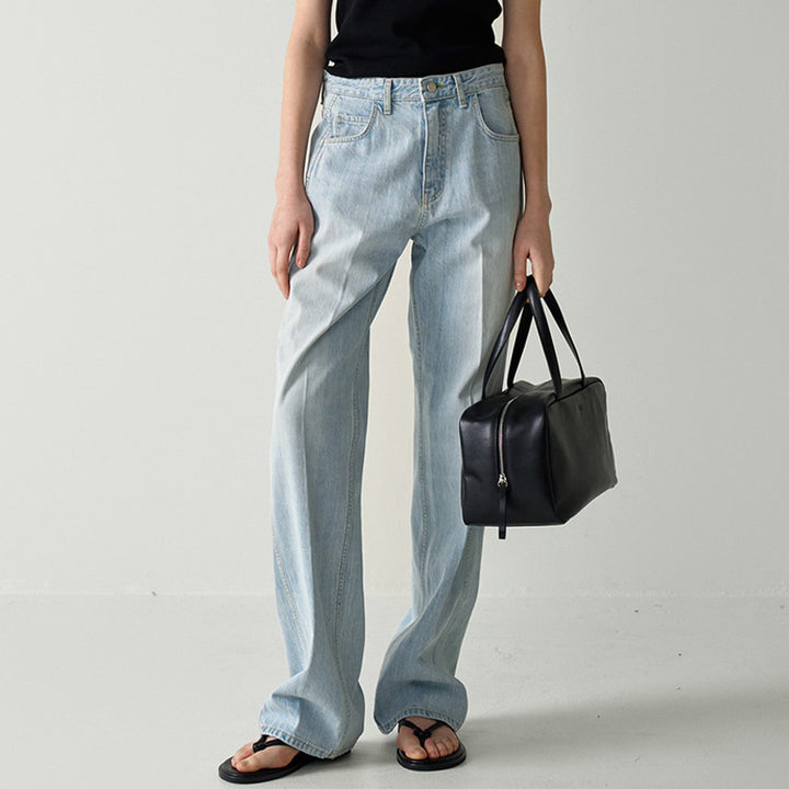 Dame Bredskårne jeans med moderne vask og afslappet snit Stilla