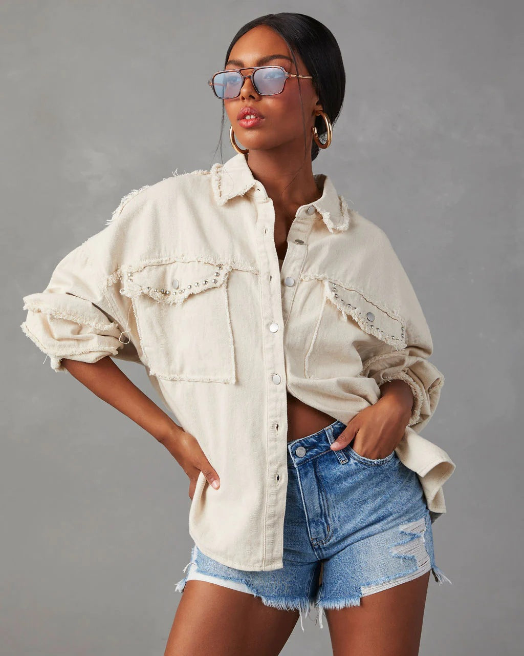 Dame Oversized Denim Skjorte med Frynser og Lommer Stilla