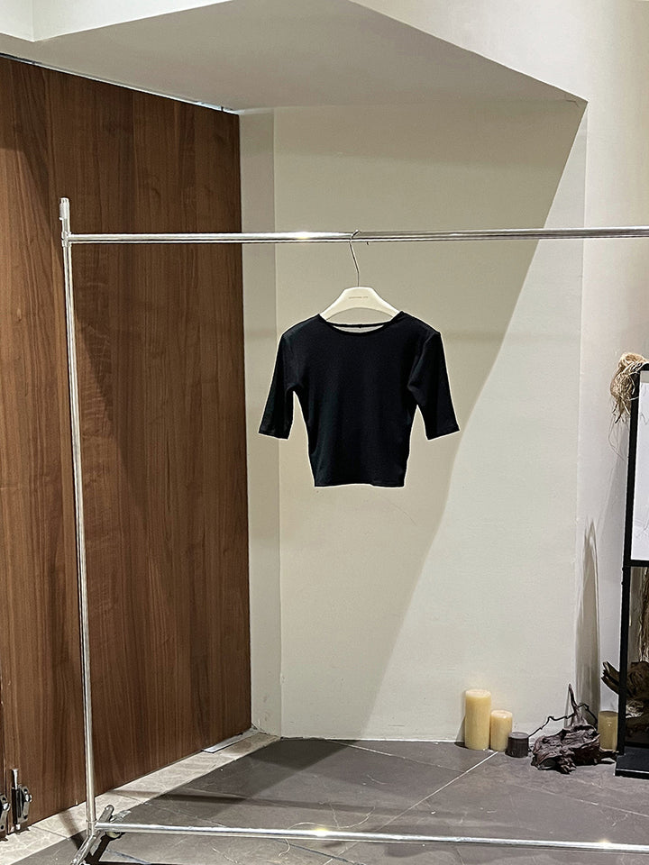 Dame kortærmet T-shirt med elegant snit og kvalitetsmateriale Stilla
