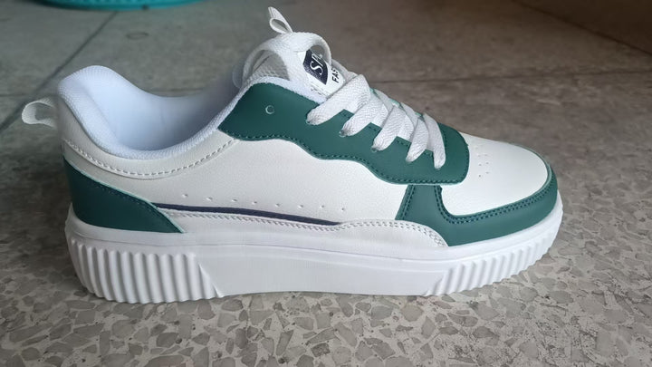 Dame nan Plateau-Sneaker med særlig tykk sål og polstret komfortfodbed Skovae