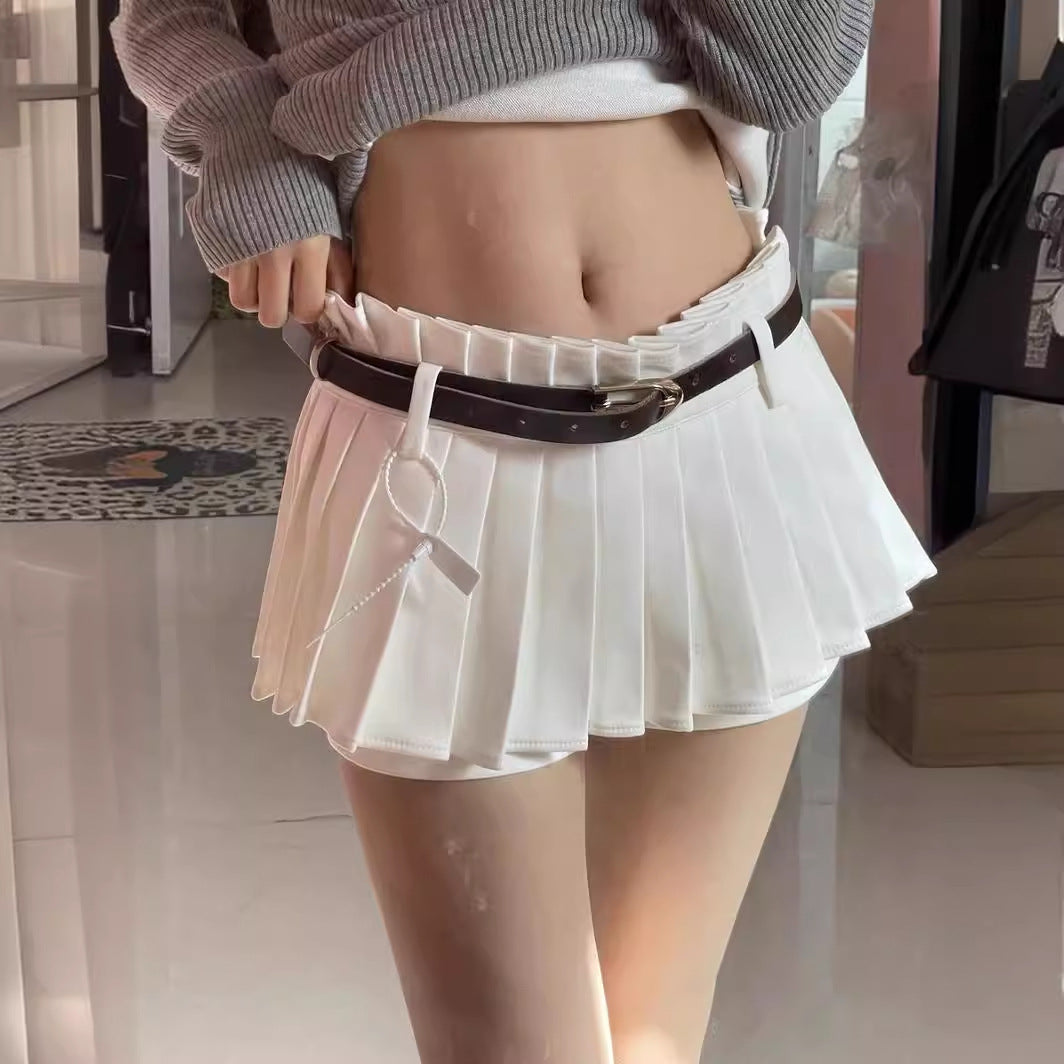 Dame Plissé-shorts med integreret underkjole og elastisk talje Stilla