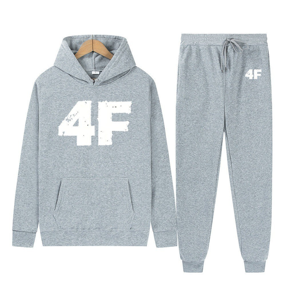 Kvinders hoodie og joggers sæt med sporty komfort Skovae