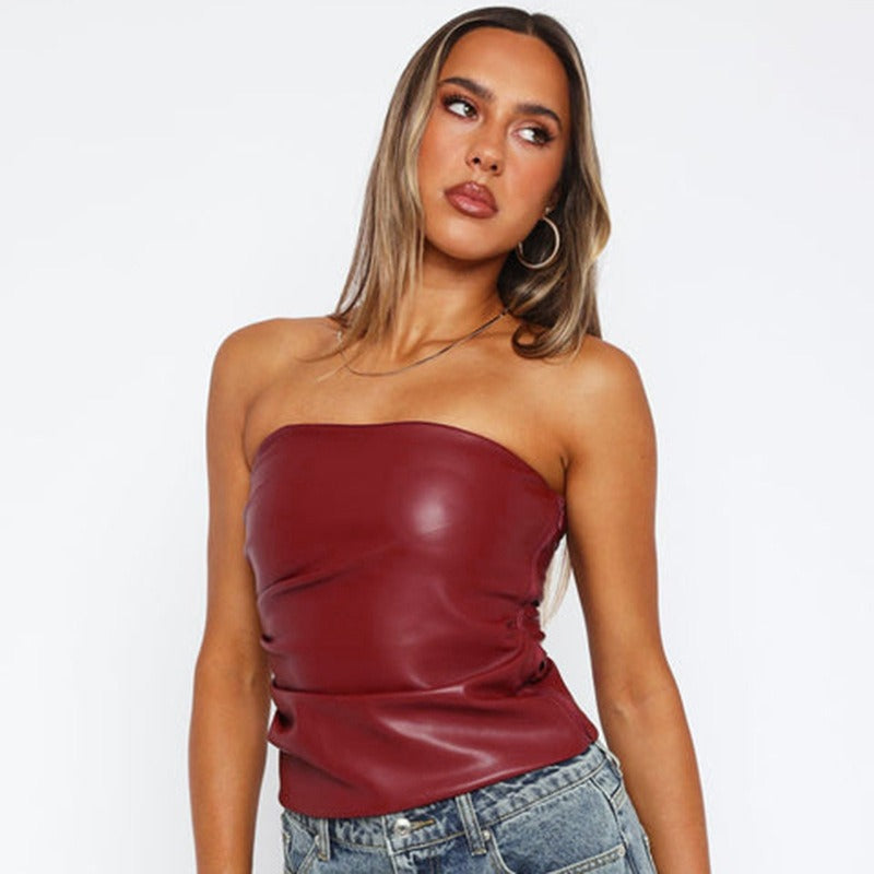 Dame bandeau-top i høj kvalitet kunstlæder med sofistikerede ruffles detaljer Skovae