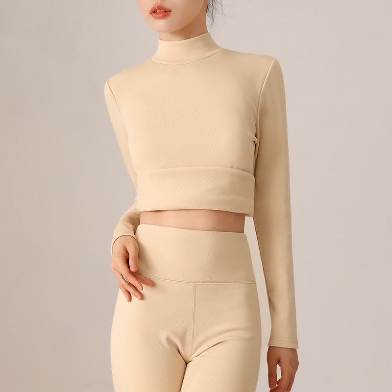 Dame sporttop med stilfuldt rullekrave og trendy cropped længde Stilla