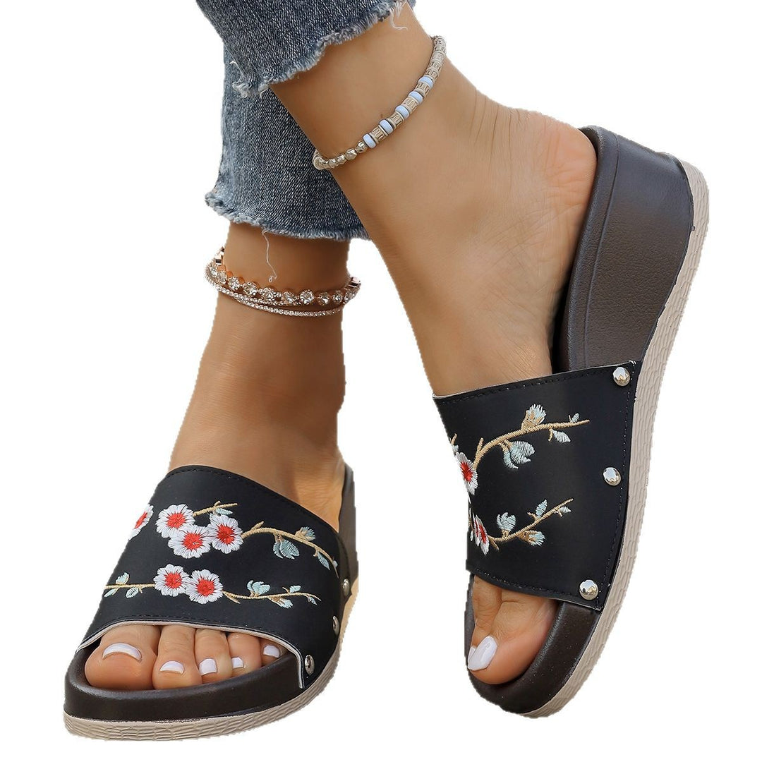Dame Behagelige Remsandaler med floral broderi design og anatomisk fodseng Stilla