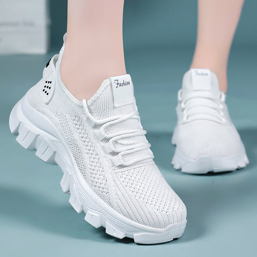 Femme Performance Strik Slip-On Sneakers Stilla
