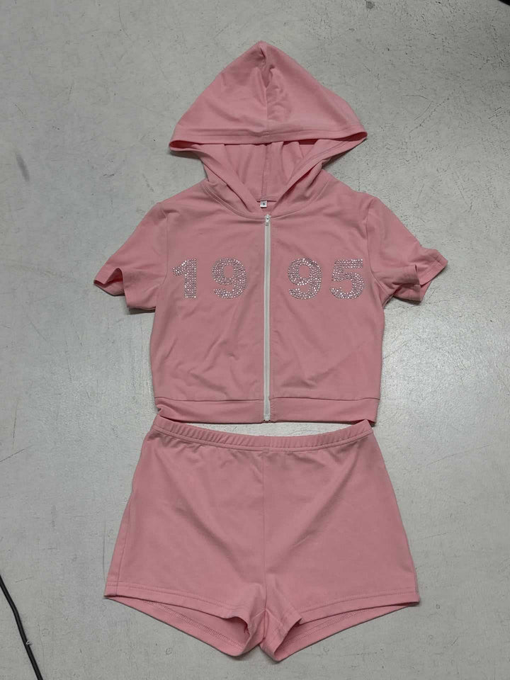 Dame sporty to-delte sæt med hættebluse og korte shorts Skovae