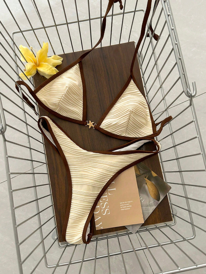 Dame triangel-bikini med elegant ribbestruktur Skovae