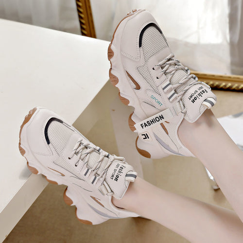 Damer Sporty Sneakers med åndbar mesh-konstruktion og stødabsorberende sål Stilla