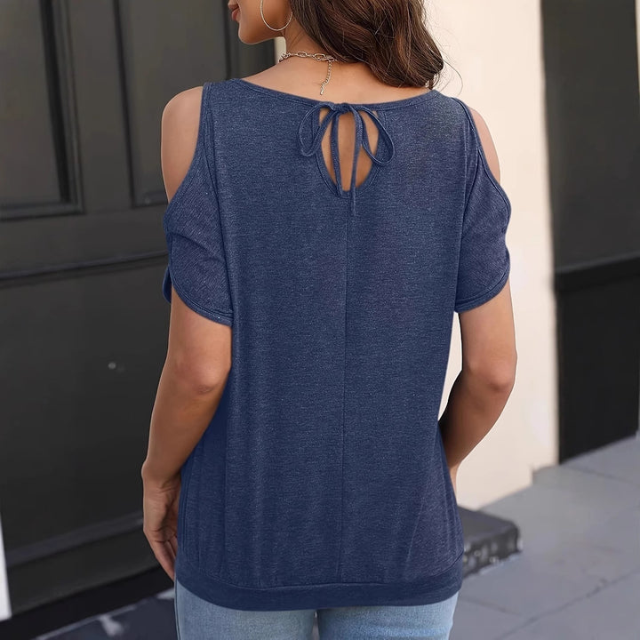 Dame afslappet top med off-shoulder design og blødt stof Stilla