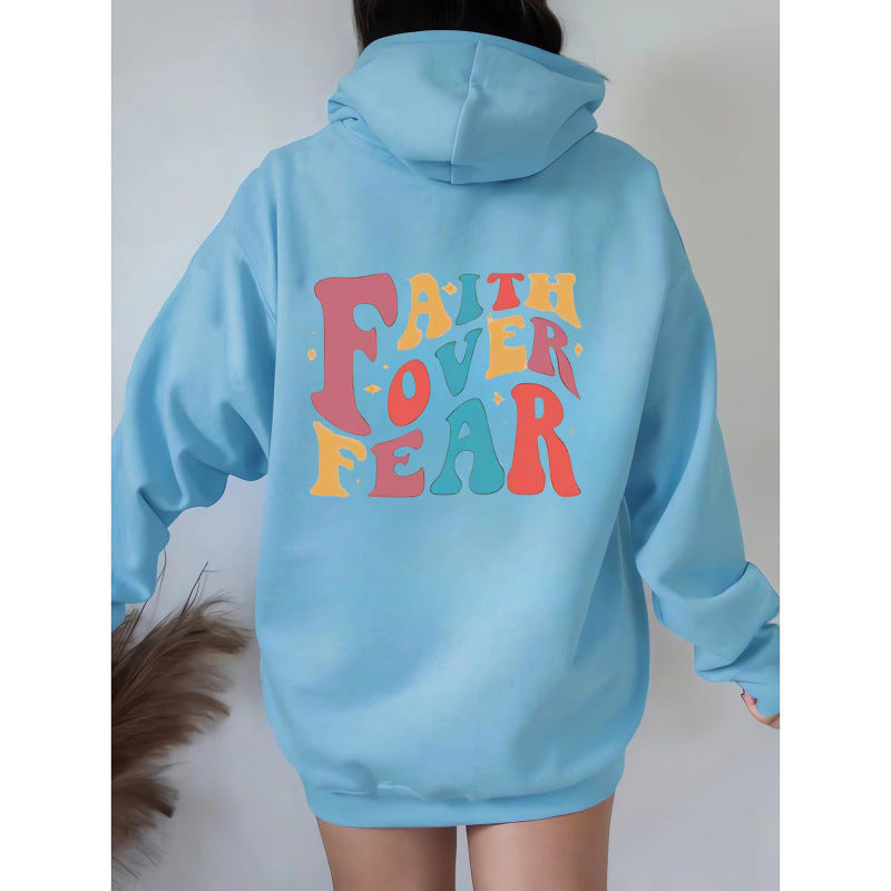 Kvinder hoodie med kreativ tekst og blødt indre fleece Skovae