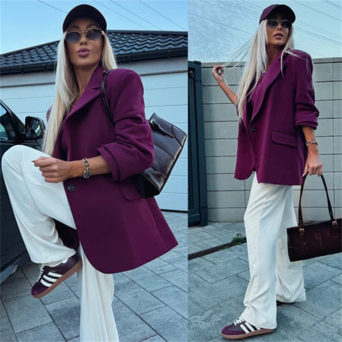 Damer fashionabel blazer med integreret hætte og stilfulde bukser Skovae