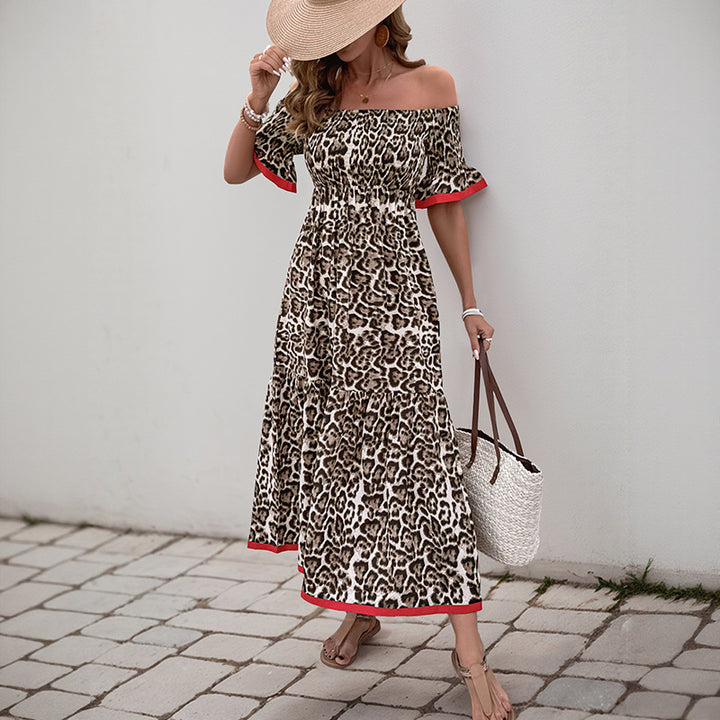 Dame Off-Shoulder Maxikjole med dyreprint og flæsedetaljer Stilla