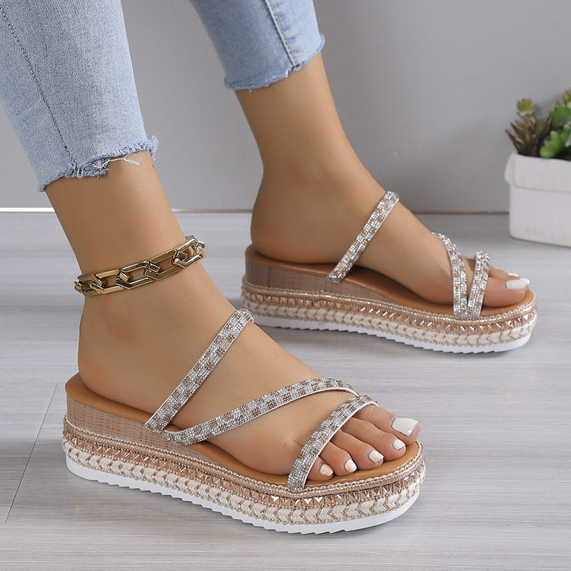 Dame Wedge-sandaler med flettet design og skridsikker sål Stilla