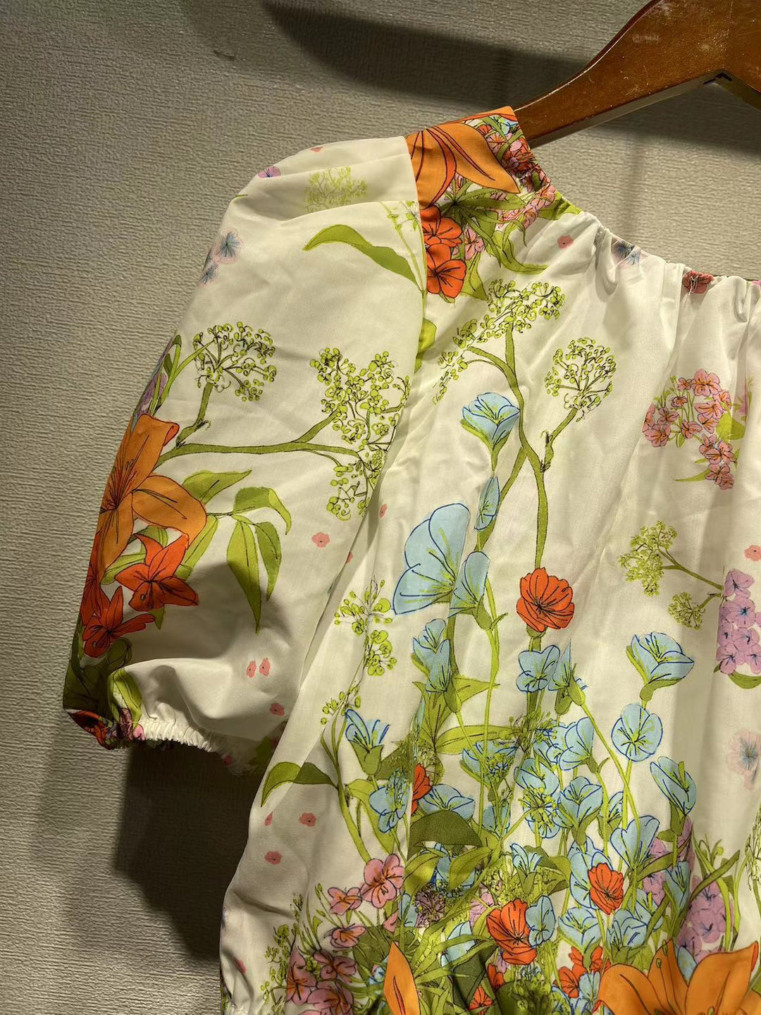 Dame Maxiskirt med farverigt blomstermønster og elastisk talje Stilla