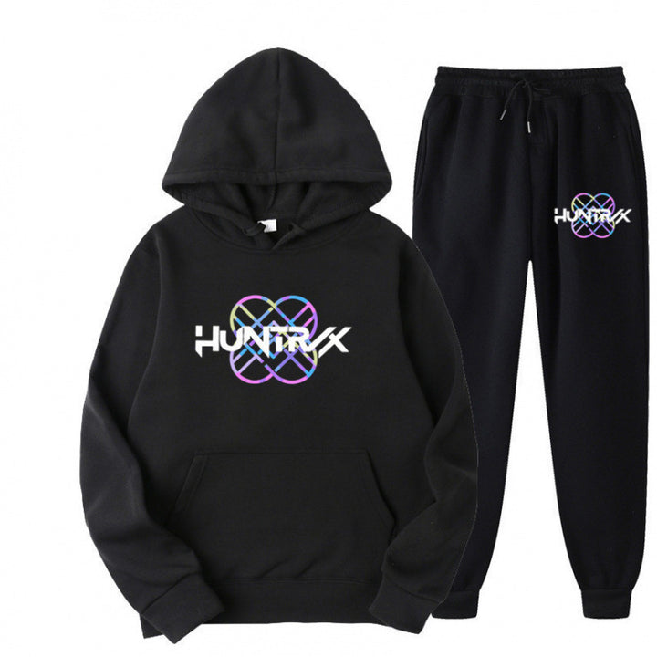 Dame tracksuit med moderne grafisk design og casual fit Skovae