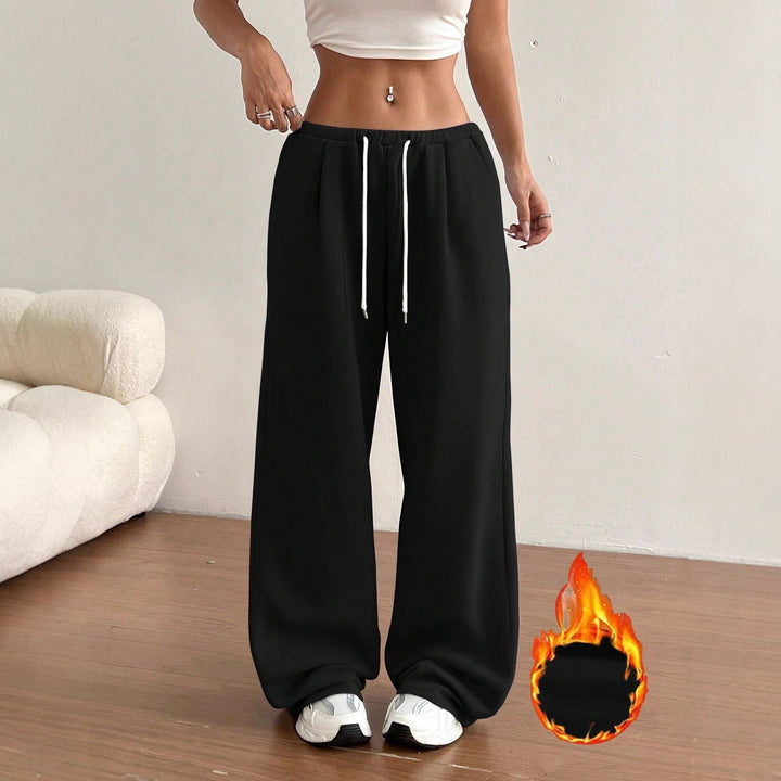 Kvindernes komfortable sweatpants med en afslappet pasform og sidelommer Stilla